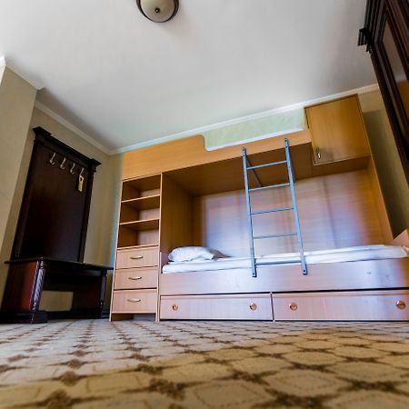 Hotel Golden House Craiova Dış mekan fotoğraf