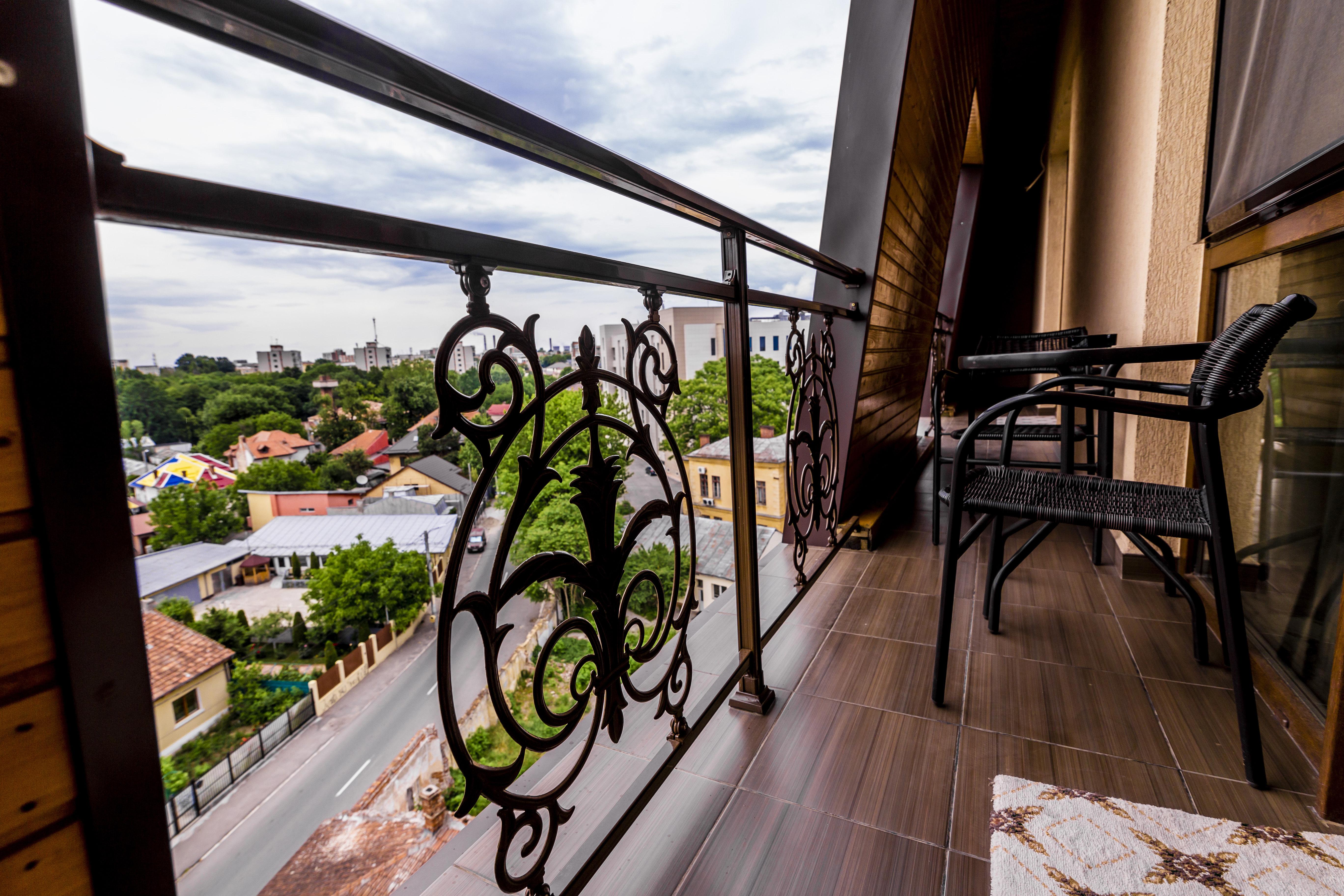 Hotel Golden House Craiova Dış mekan fotoğraf