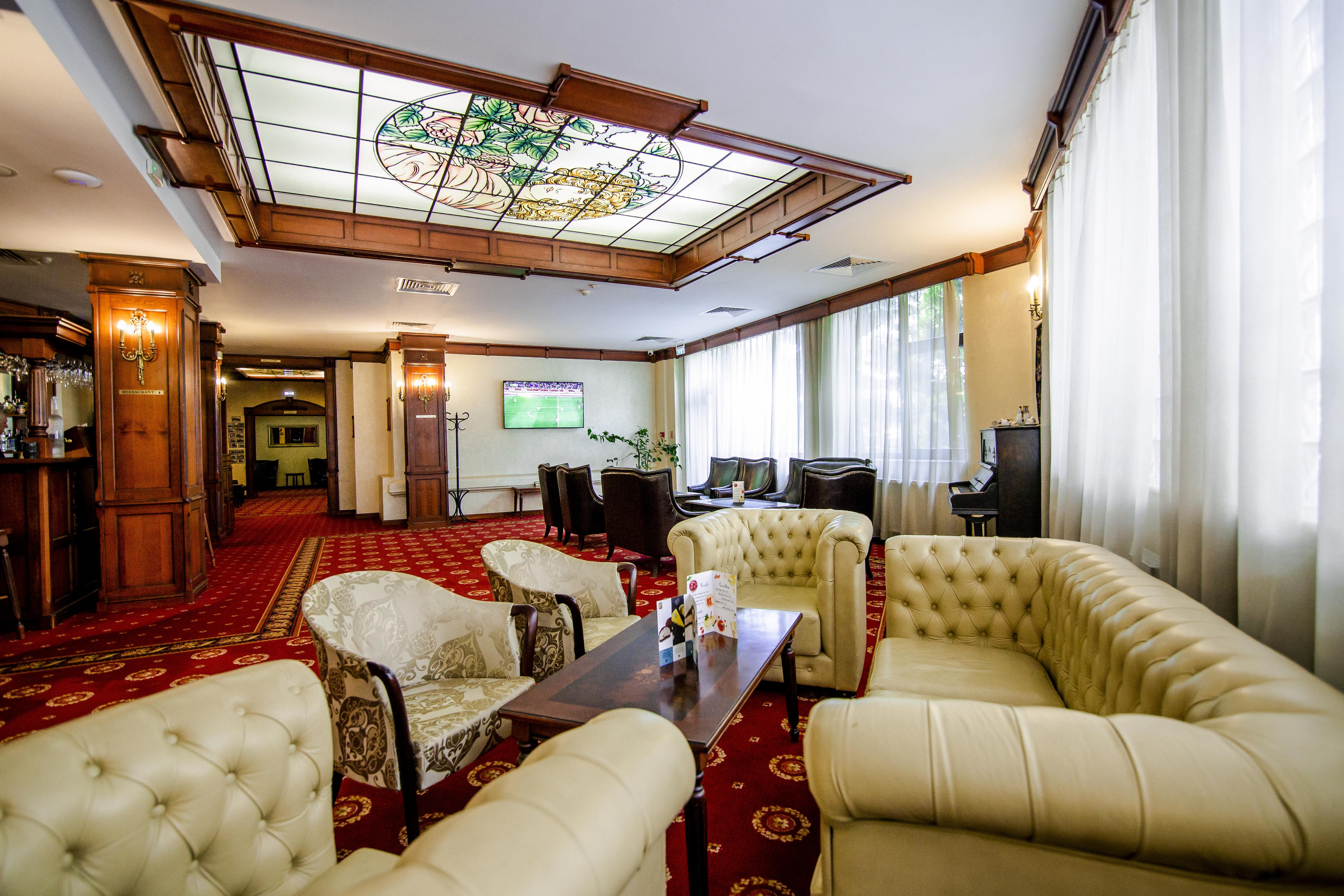 Hotel Golden House Craiova Dış mekan fotoğraf