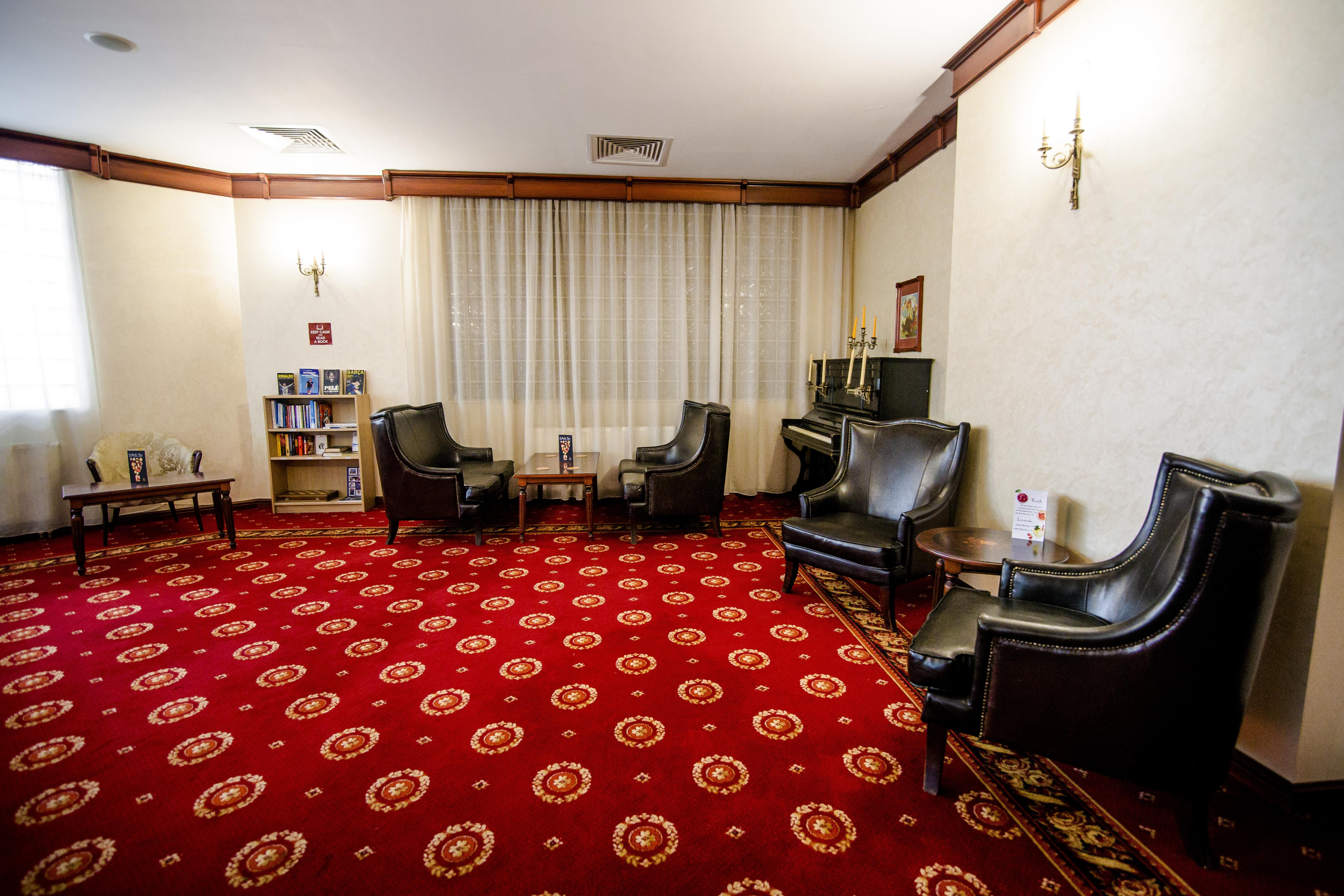 Hotel Golden House Craiova Dış mekan fotoğraf