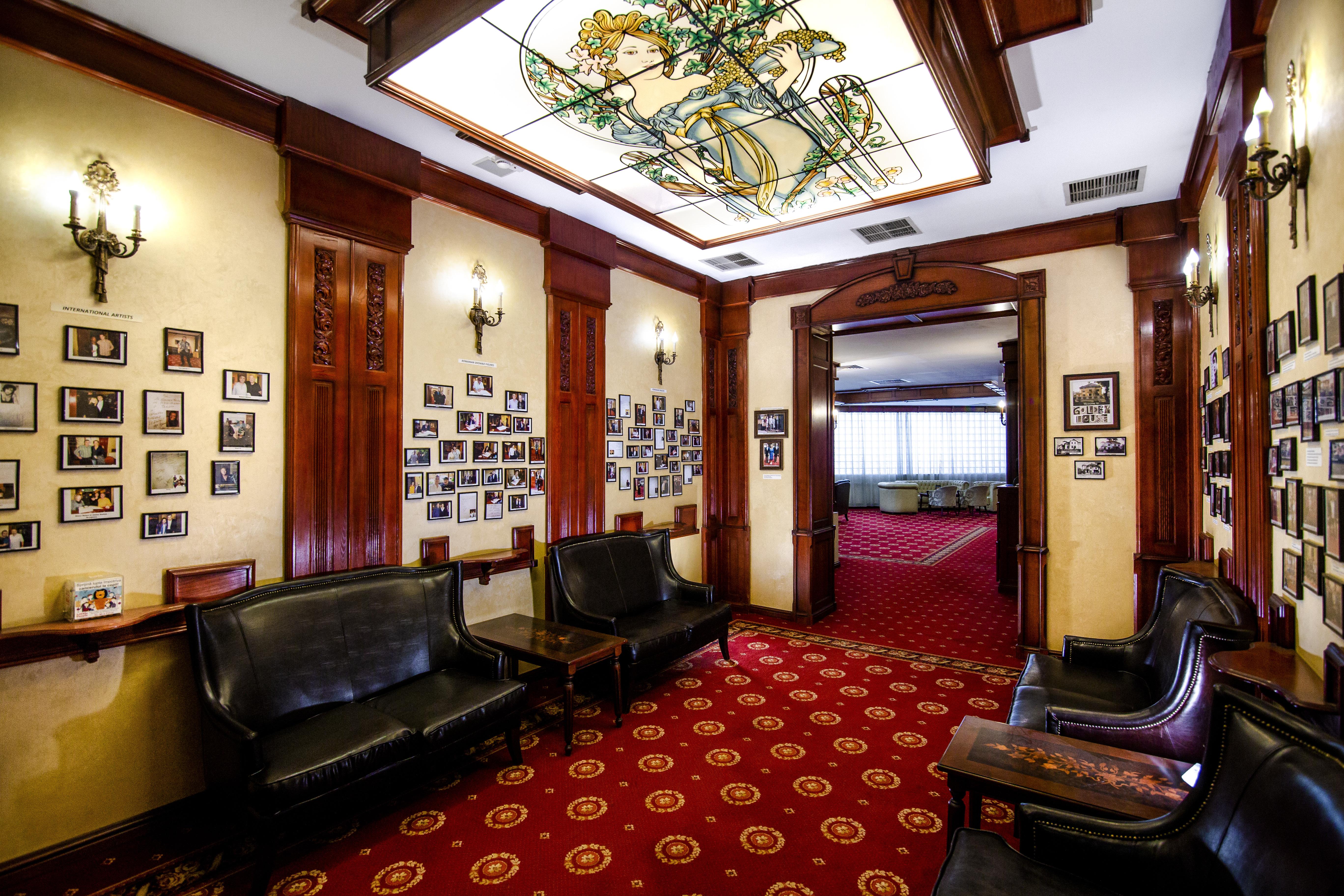 Hotel Golden House Craiova Dış mekan fotoğraf