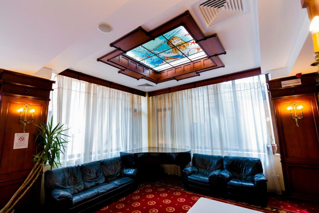 Hotel Golden House Craiova Dış mekan fotoğraf