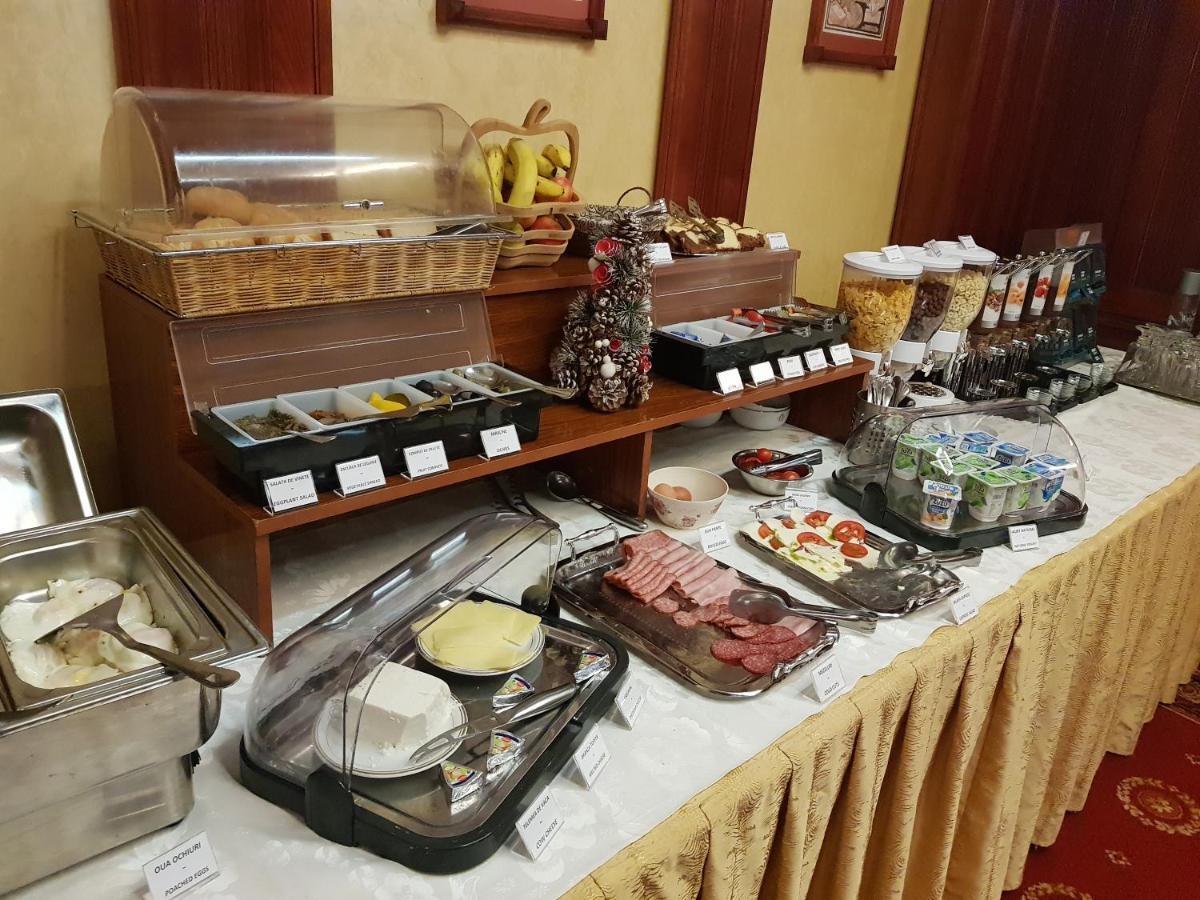 Hotel Golden House Craiova Dış mekan fotoğraf